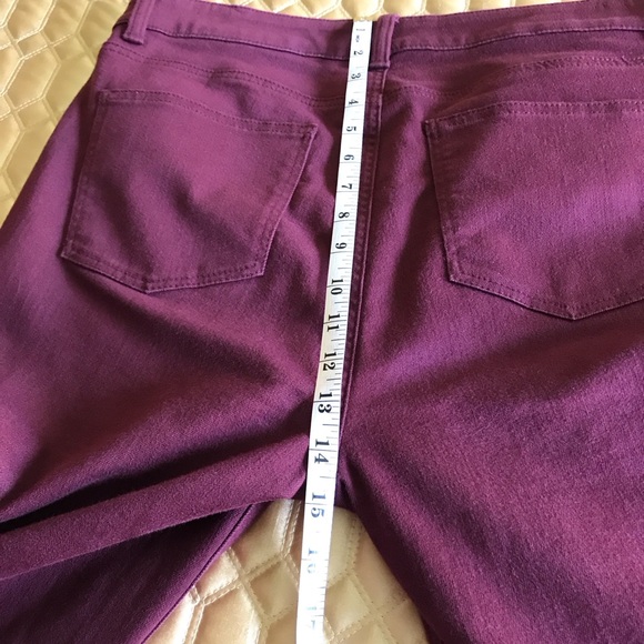 Talbots burgundy flawless five-pocket jeggings size 12 burgundy wine color. - Picture 10 of 12